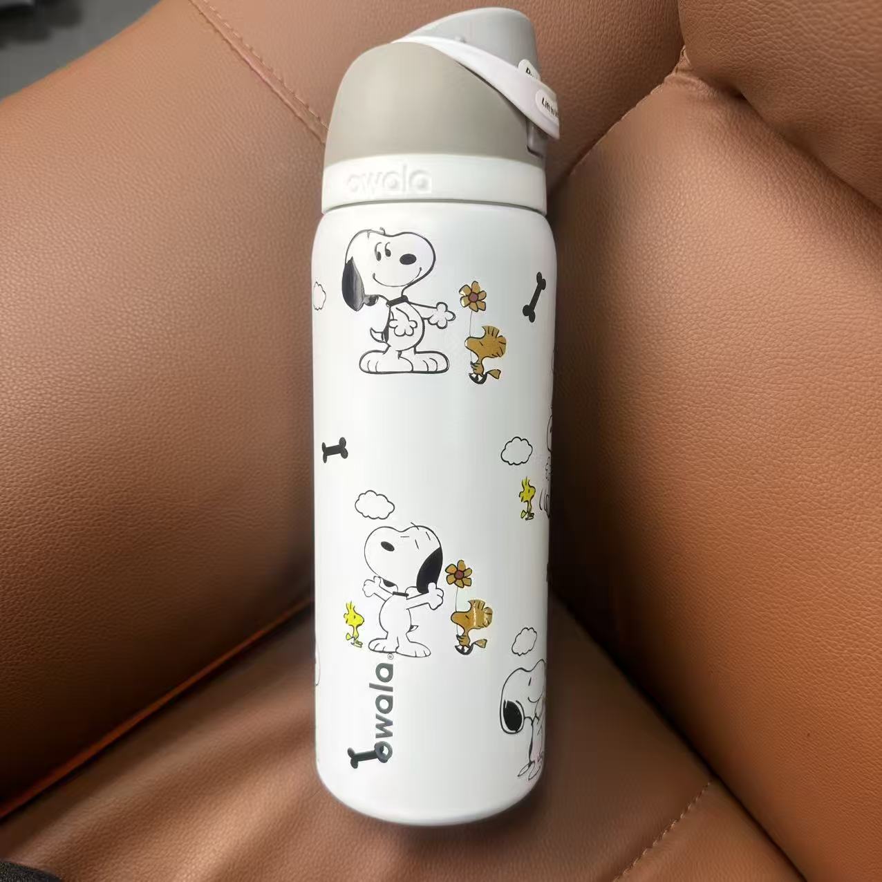 OWALA FreeSip 32oz Stainless Steel Water Bottle - Image 13